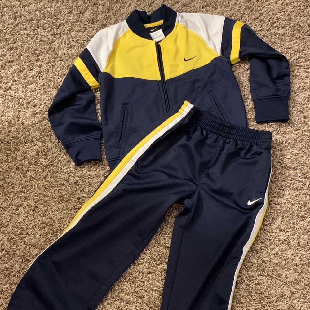 2 pairs matching pants and jackets for boys